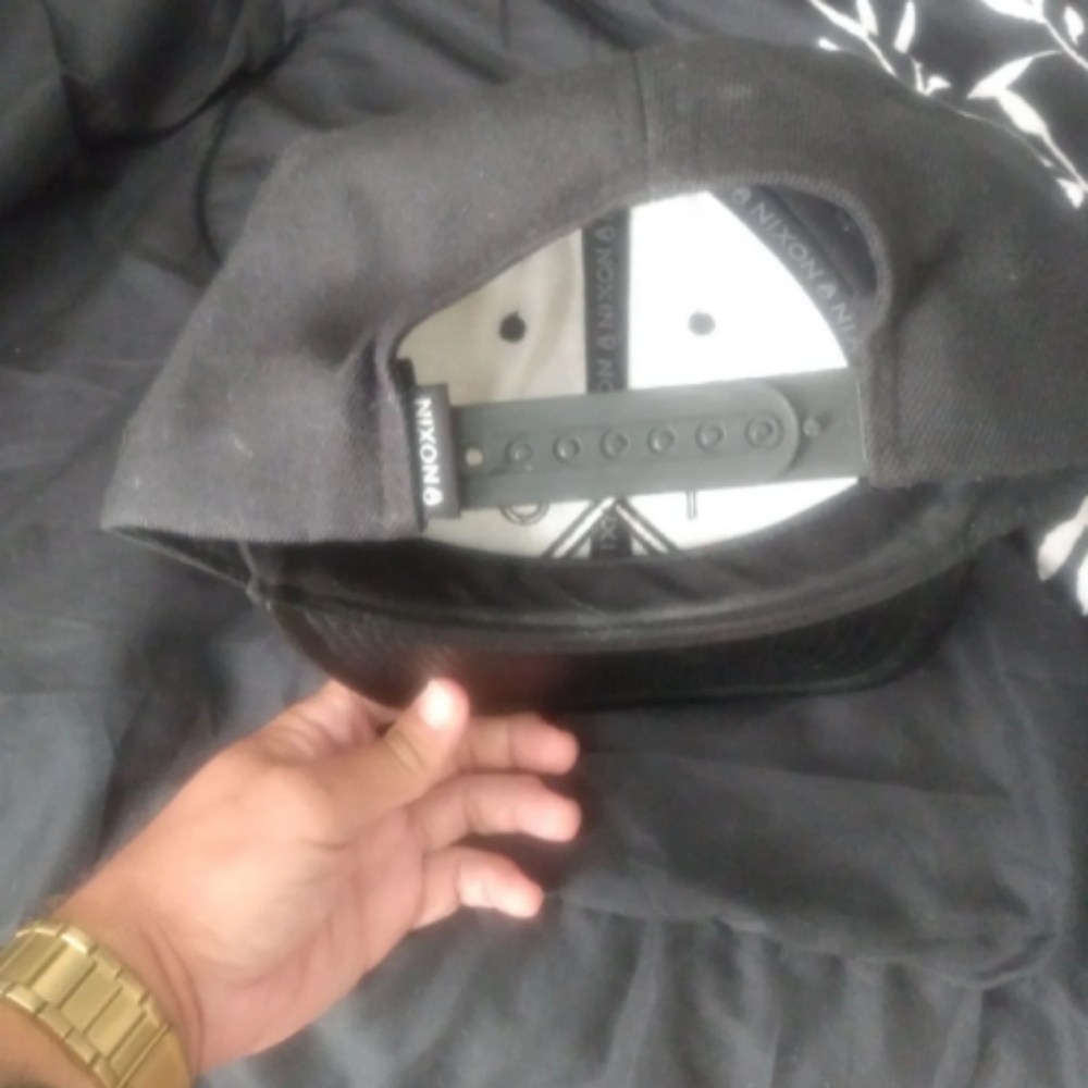 Nixon hat - Picture 2 of 2